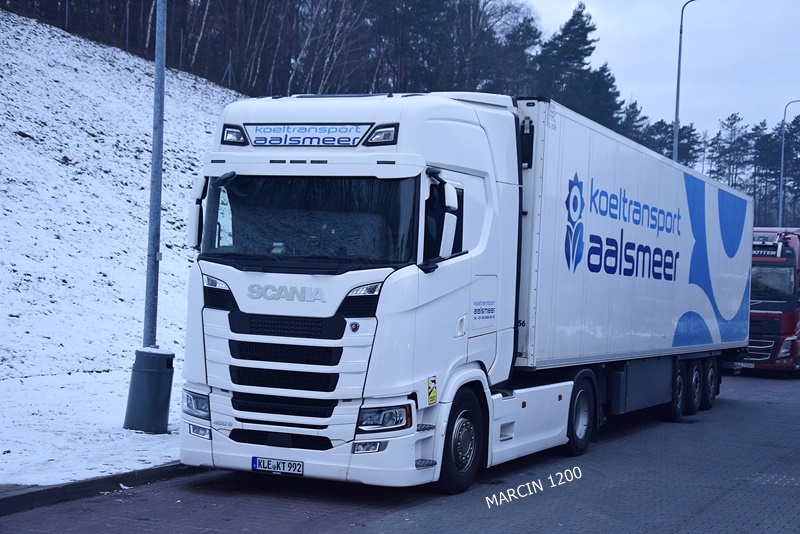 _DSC1602 KOELTRANS AALSMEER-crop-SCANIA S460.JPG