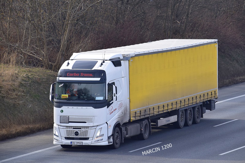 _DSC1750 CARBO-TRANS-crop-VOLVO FH AERO.JPG
