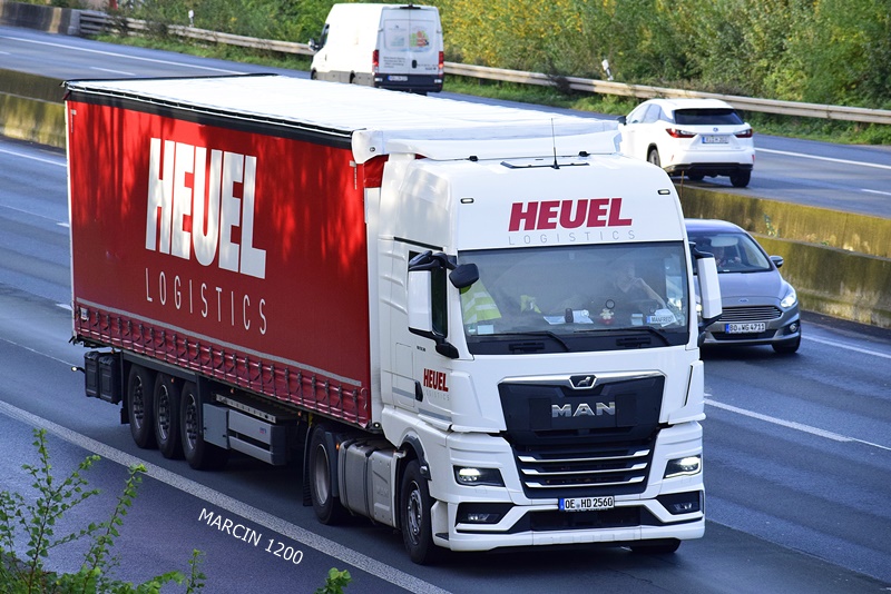 _DSC7547 HEUEL-crop-MAN TGX II.JPG