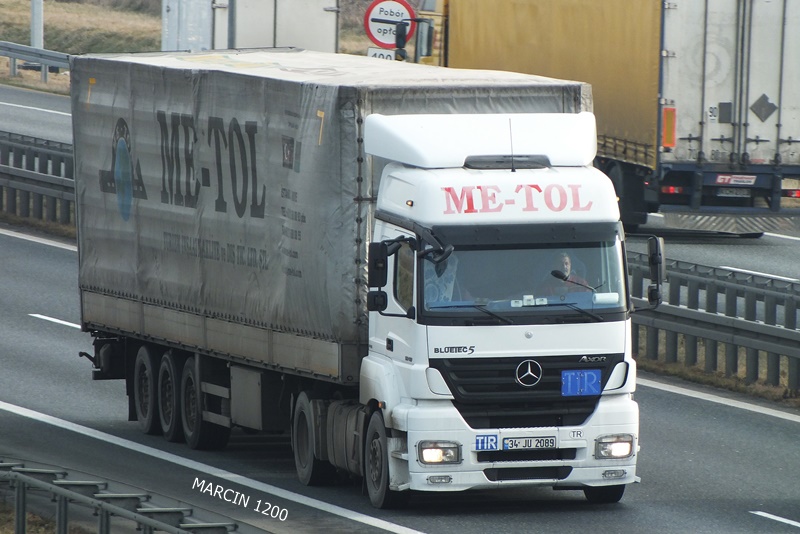 DSCF7457-crop-Mercedes-Benz Axor - Me-Tol.jpg