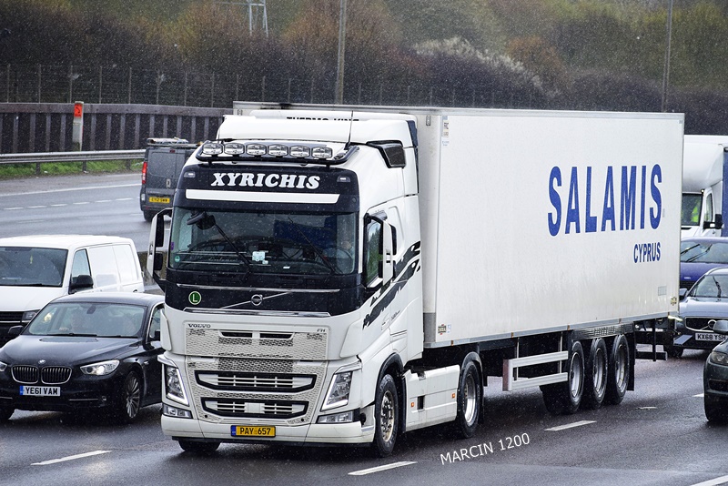 _DSC0887-crop-Xyrichis-VOLVO FHIV.JPG