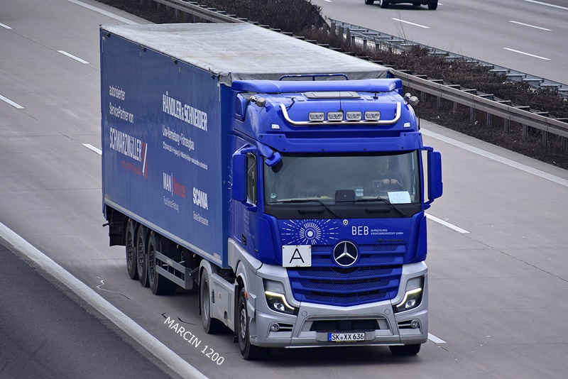 _DSC1304 BEB BURGENLAND-crop-Mercedes-Benz ActrosL MP5.JPG