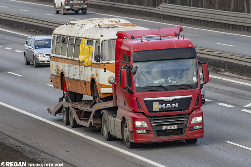 MAN TGX.jpg