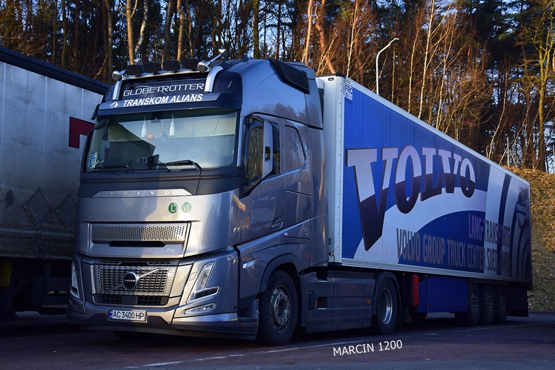 _DSC1921 TRANSKOM ALIANS-crop-VOLVO FH AERO.JPG