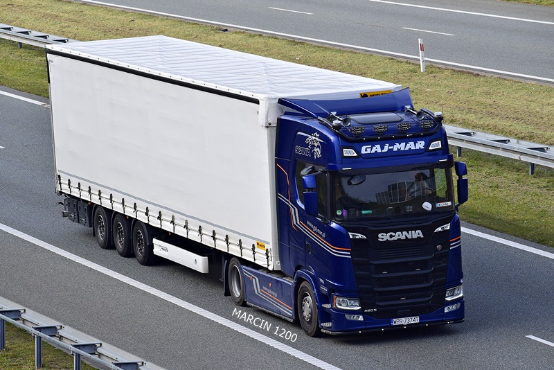 _DSC00011 (2682)-crop-GAJ-MAR - SCANIA S460.JPG
