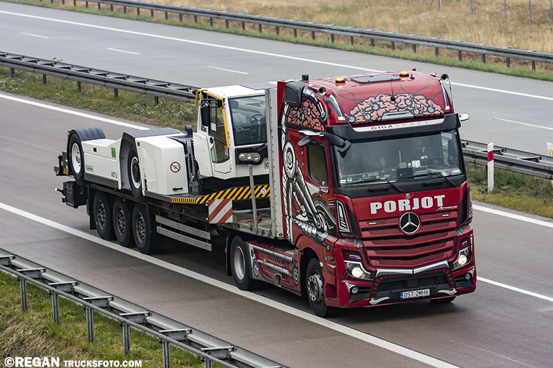 Mercedes-Benz Actros - Porjot.jpg