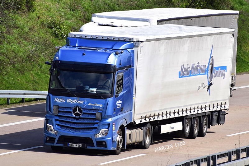 _DSC1582 HEIKO WOLFRAM-crop-Mercedes-Benz Actros MP5.JPG