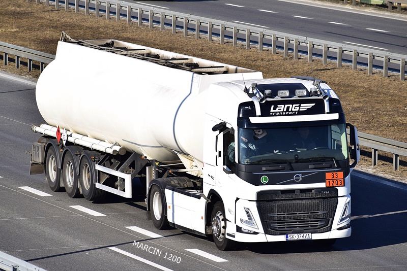 _DSC1645 LANG-crop-VOLVO FM.JPG