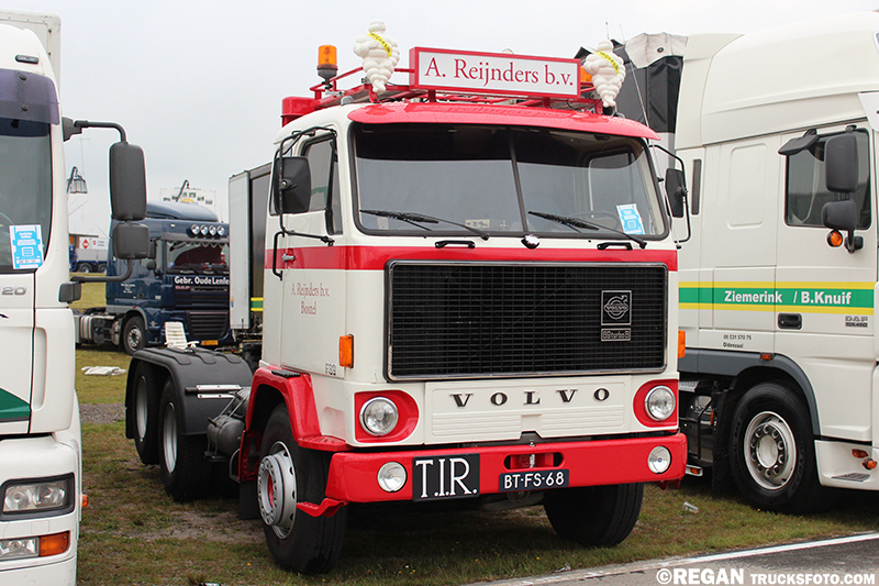 Volvo F88 - A. Reijnders Boxtel.jpg