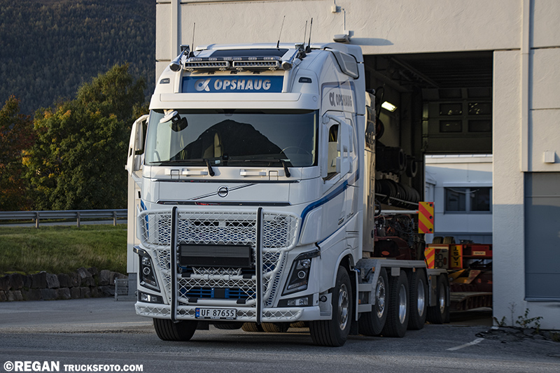 Volvo FH16 - Opshaug.jpg