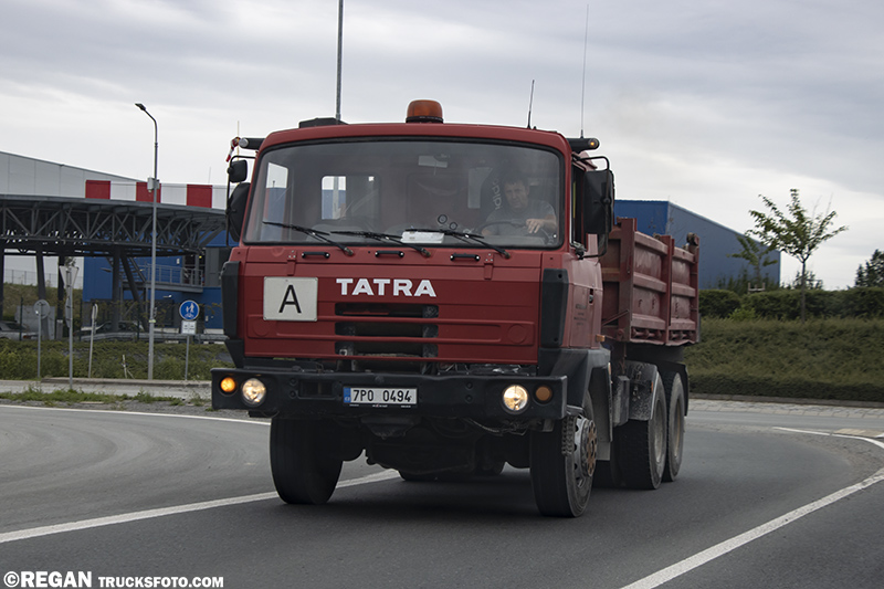 Tatra T815.jpg