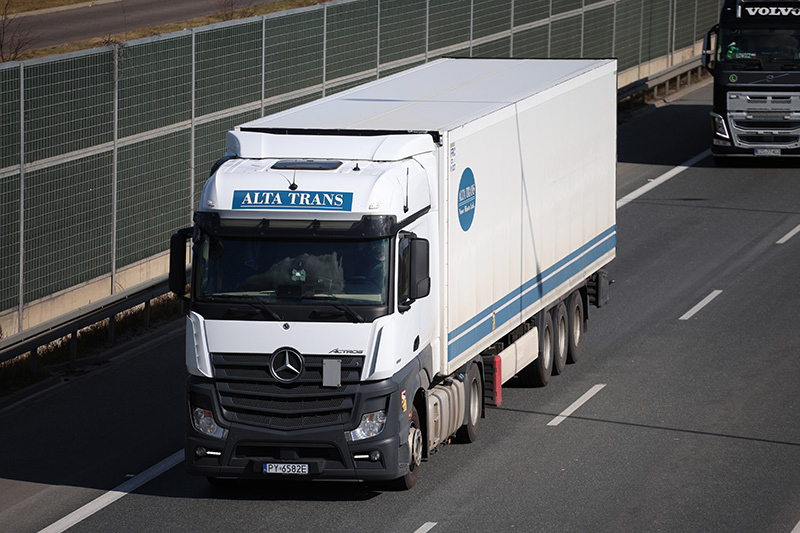 altatrans mercedes.jpg