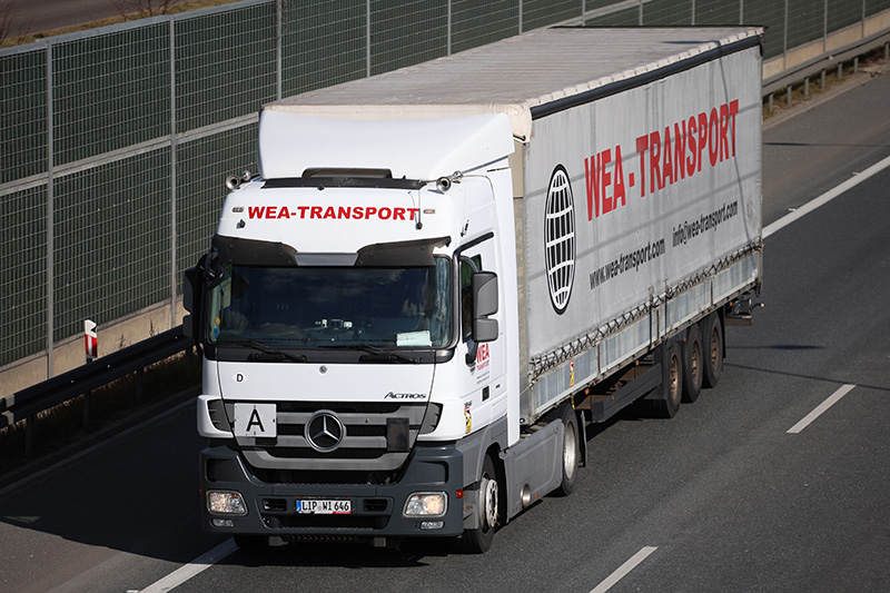 wea transpor mercedes.jpg