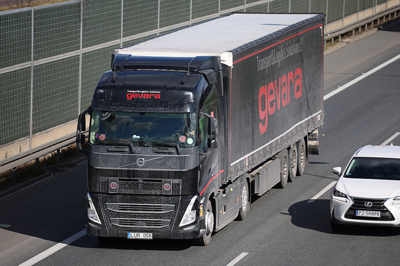 gevara volvo.jpg