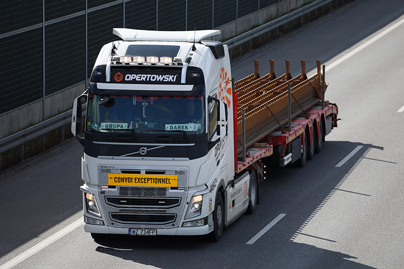 opertowski volvo.jpg