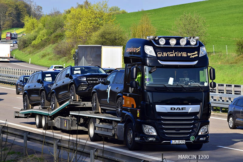 _DSC2767 Sunshine-crop-DAF XF 106 II.JPG