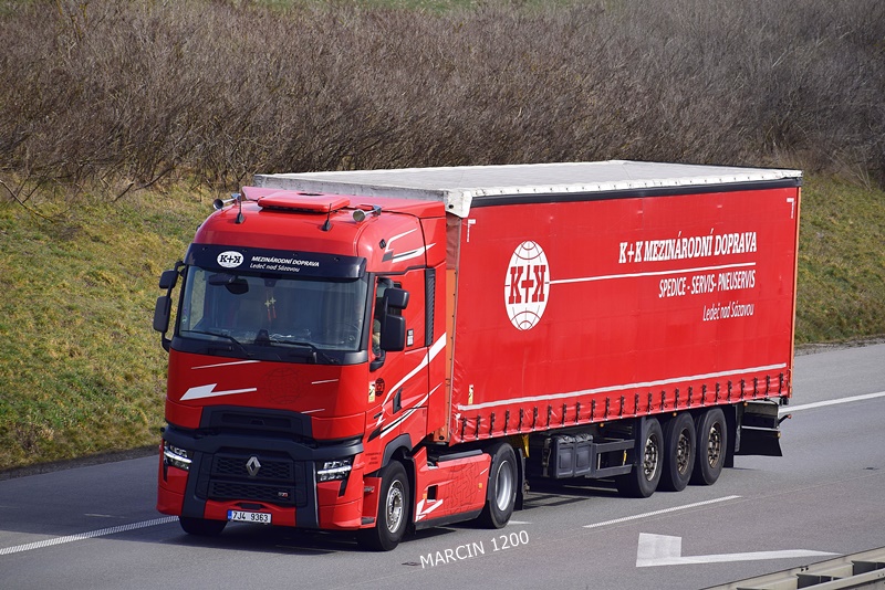 _DSC2714 K+K-crop-RENAULT RANGE-T EVO.JPG