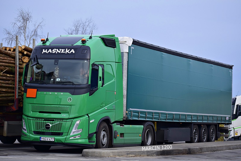 _DSC2905 MASNEKA-crop-VOLVO FH AERO.JPG