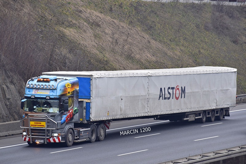 _DSC1856 KADAM-crop-SCANIA RI V8 CARS.JPG