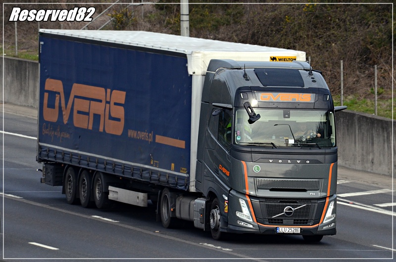 DSC_9870.JPG  Overis.JPG