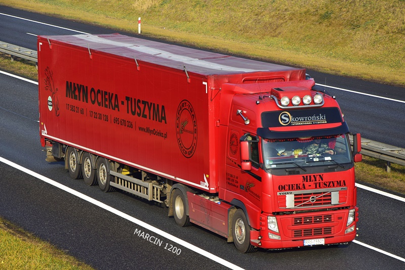 _DSC0657-crop-MŁYN OCIEKA-VOLVO FH III.JPG