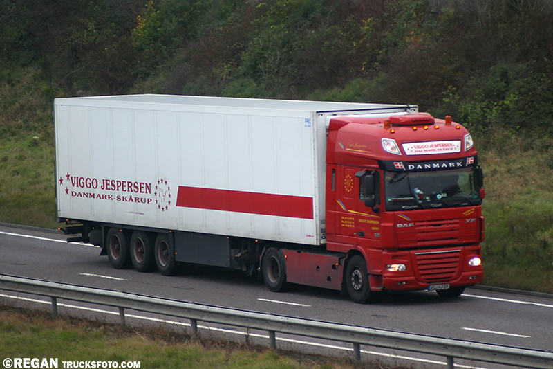 DAF XF105 - Viggo Jespersen.jpg