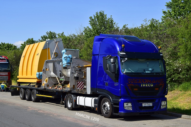 _DSC6314-crop-REZONANS-IVECO STRALIS.JPG