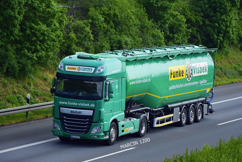 _DSC5579-crop-FUNKE VISBEK-DAF XF 106.JPG