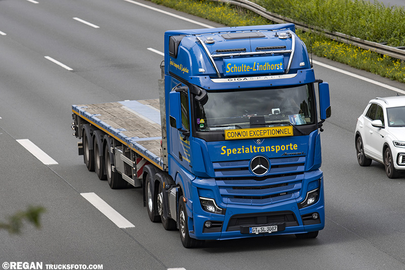 Mercedes-Benz ActrosL - Schulte Lindhorst.jpg