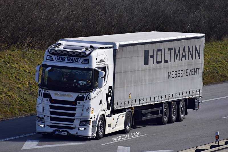 _DSC2316 STAR TRANS-crop-SCANIA S V8.JPG