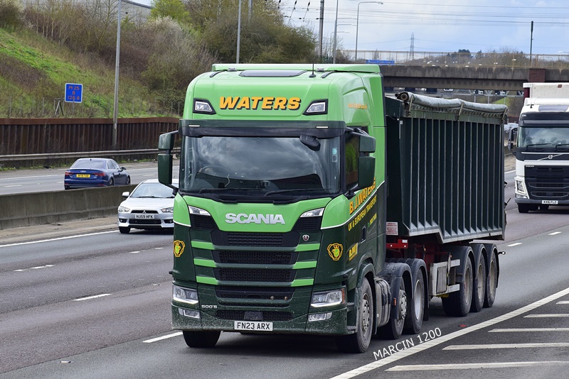 _DSC0616-crop-WATERS-SCANIA S500.JPG