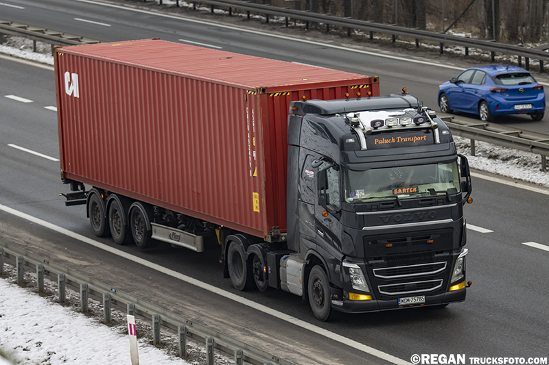 Volvo FH4 - Paluch Transport.jpg