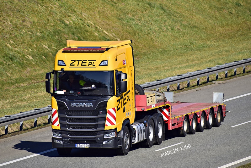 _DSC3157 ZTE-crop-SCANIA S590 V8.JPG