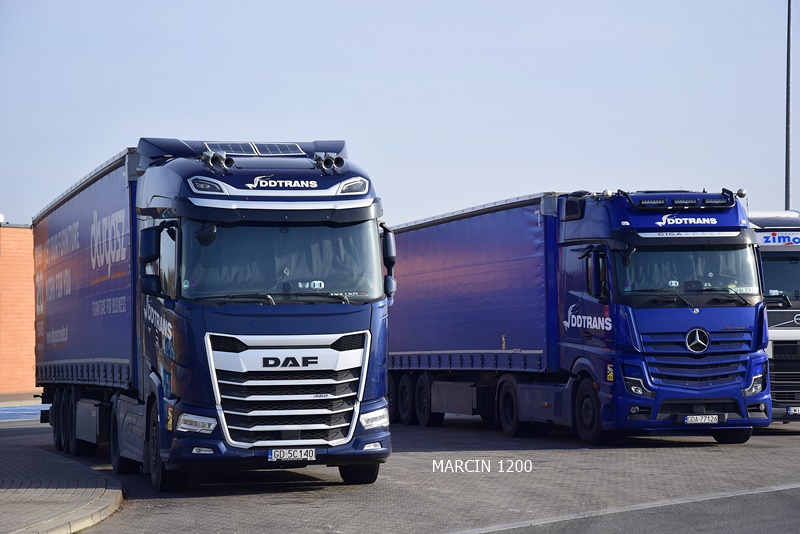_DSC1874 DDTRANS-crop-DAF,ACTROS MPV.JPG