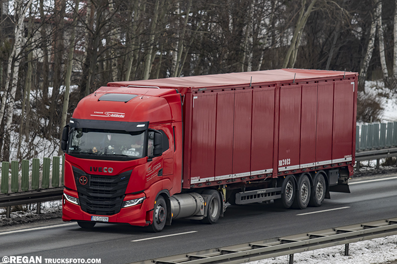 Iveco S-Way - Staśkiewicz.jpg
