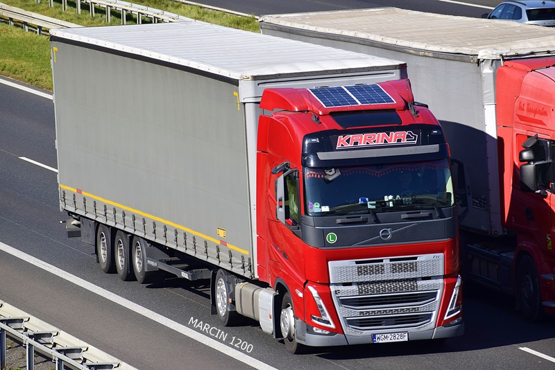 _DSC00011 (1768)-crop-KARINA -VOLVO FHV.JPG