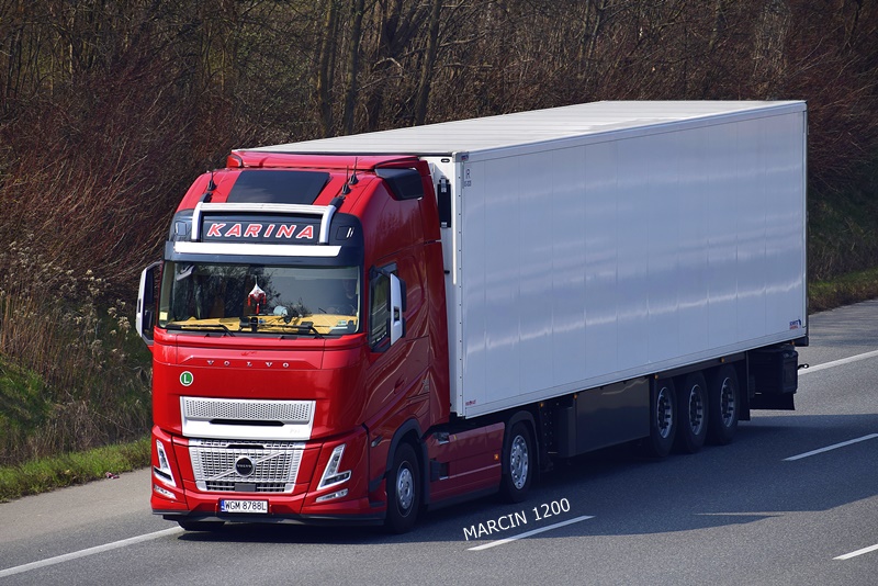 _DSC3406 KARINA-crop-VOLVO FH AERO.JPG