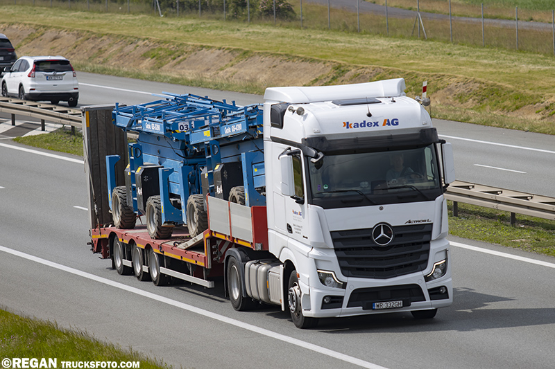 Mercedes-Benz Actros L - Kadex AG.jpg