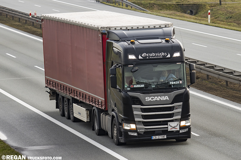 Scania R450 - Kulaszewski.jpg