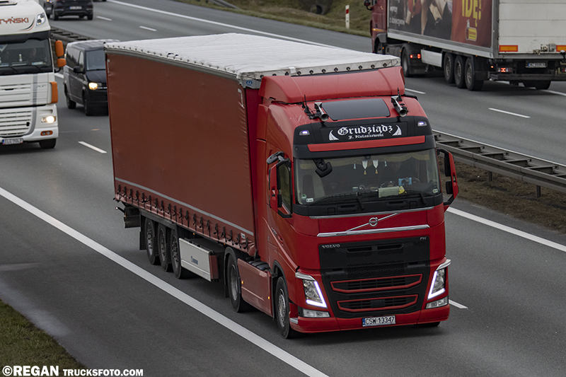 Volvo FH4 - Kulaszewski.jpg
