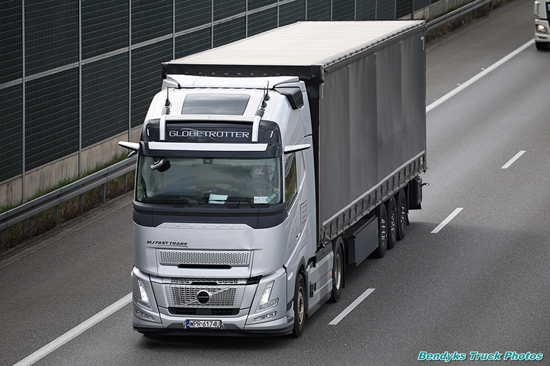 VOLVO FH AERO MJ FAST TRANS.jpg