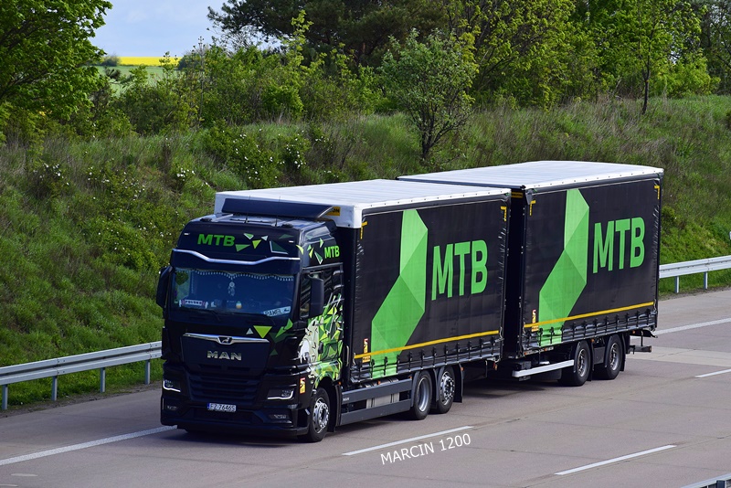 _DSC2682 MTB-crop-MAN TGX II.JPG