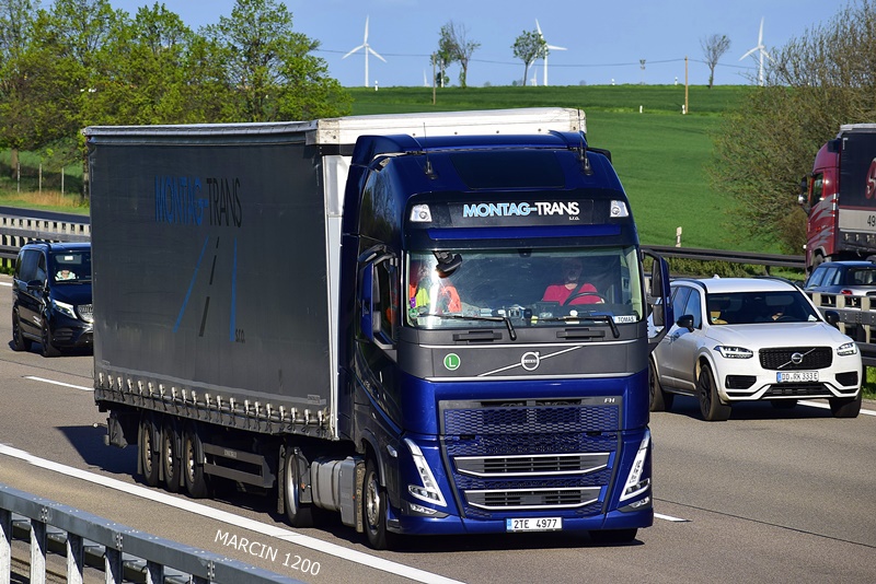 _DSC2390 MONTAG-TRANS-crop-VOLVO FH V.JPG