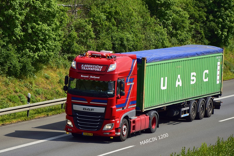 _DSC5853-crop-DAF XF 106-B.Soontiëns Transport.JPG