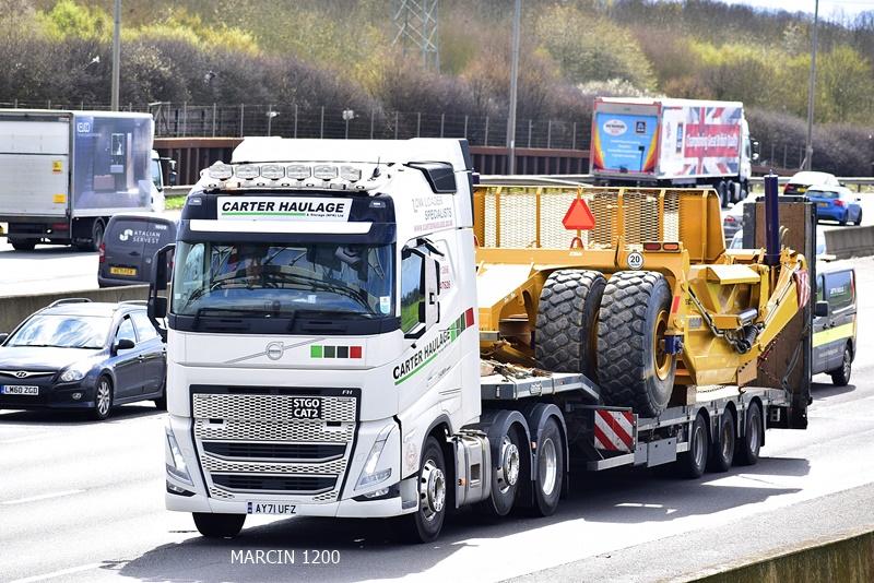 _DSC0790-crop-CARTER HAULAGE-VOLVO FHV.JPG
