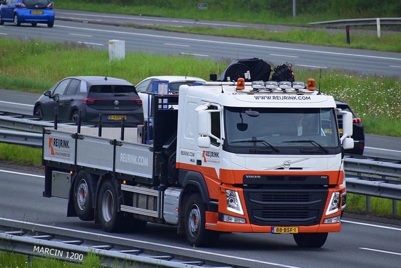 _DSC3644 REIJRINK-crop-VOLVO FM.JPG