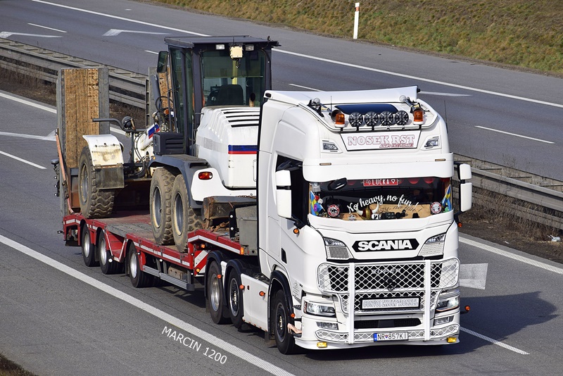 _DSC2137 NOSEK RST-crop-SCANIA R NG.JPG