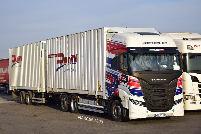 _DSC2911 RUTILLI ADOLFO-crop-IVECO S-WAY.JPG