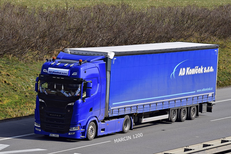 _DSC2560 AD KONICEK S.R.O.-crop-SCANIA S.JPG