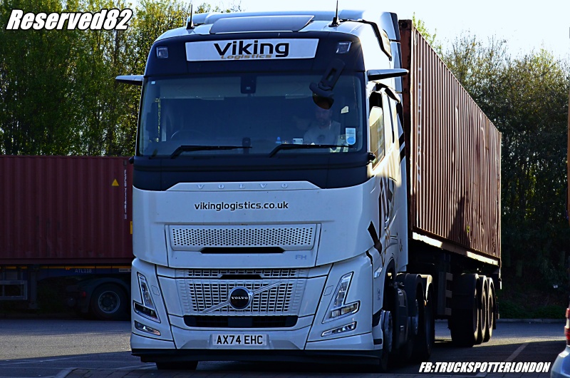 DSC_0498.JPG VIKING2.JPG